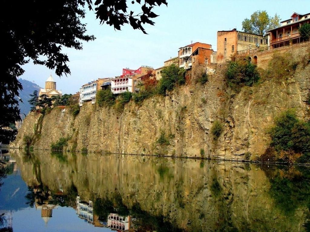 Freedom Square Apartment Tbilisi Buitenkant foto