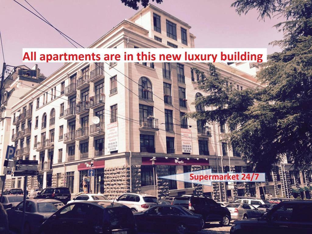 Freedom Square Apartment Tbilisi Buitenkant foto